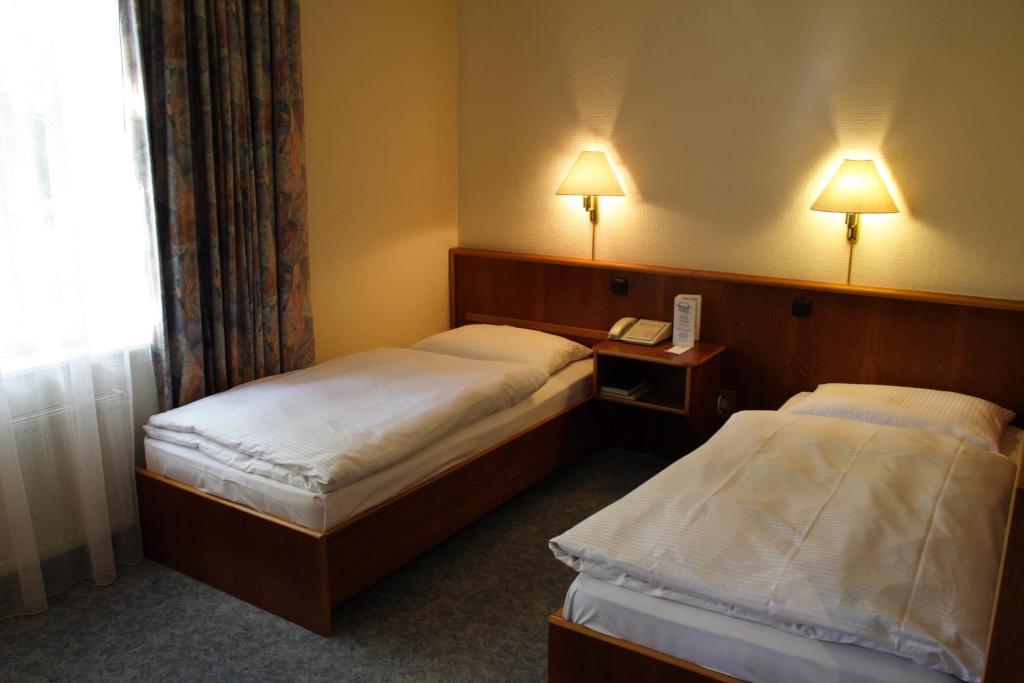 Hotel National 바트두벤 객실 사진